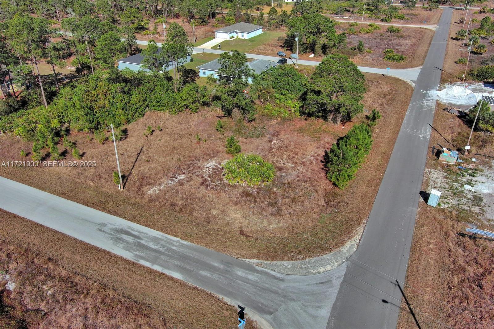 733 Bumby St E, Lehigh Acres, FL 33974 — 8 of 12