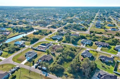 394 Palencia Ave, Lehigh Acres, FL 33974 — 15 of 21