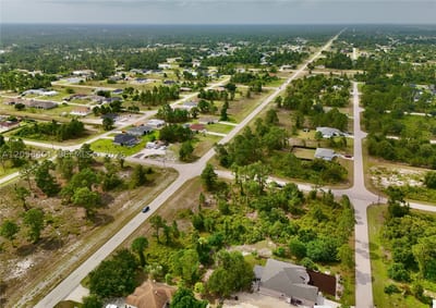 1041 Columbus Blvd, Lehigh Acres, FL 33974 — 7 of 25