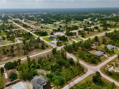 1041 Columbus Blvd, Lehigh Acres, FL 33974 — 8 of 25