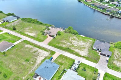 401 NW 24th Ter, Cape Coral, FL 33993 — 15 of 37