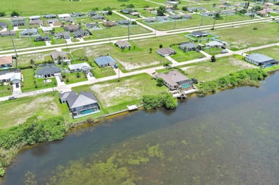401 NW 24th Ter, Cape Coral, FL 33993 — 25 of 37