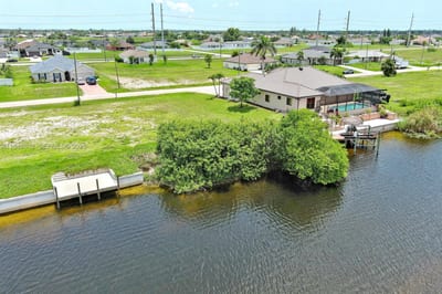 401 NW 24th Ter, Cape Coral, FL 33993 — 36 of 37