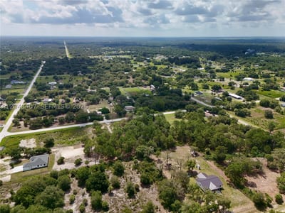 270 N Datil St, Clewiston, FL 33440 — 3 of 23