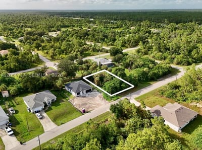 Dalewood Cir, North Port, FL 34288 — 2 of 47