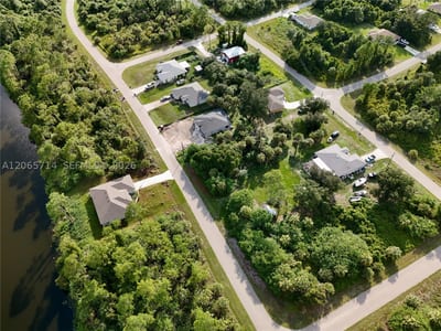 Dalewood Cir, North Port, FL 34288 — 43 of 47