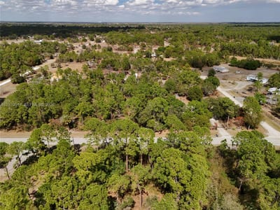 439 Avenida Del Sur, Clewiston, FL 33440 — 28 of 40