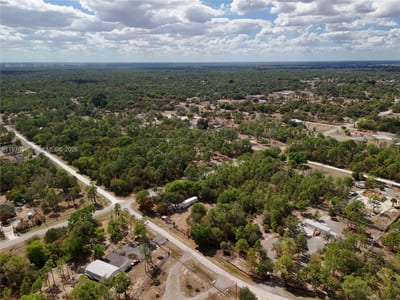 439 Avenida Del Sur, Clewiston, FL 33440 — 6 of 40