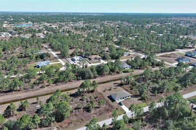 943 Foxdale Ave, Lehigh Acres, FL 33974 — 16 of 41
