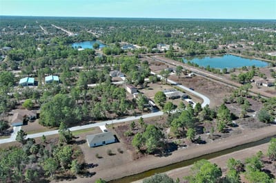 943 Foxdale Ave, Lehigh Acres, FL 33974 — 24 of 41