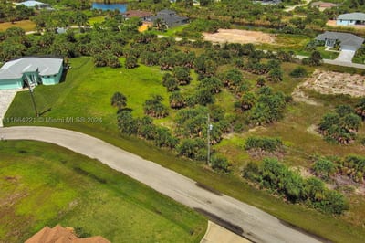 10705 Rainsville St, Port Charlotte, FL 33981 — 10 of 12