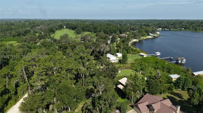 201 Floradandy Rd, FL 32640 — 24 of 49