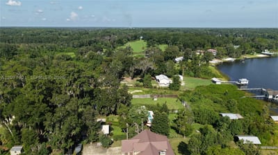 201 Floradandy Rd, FL 32640 — 25 of 49