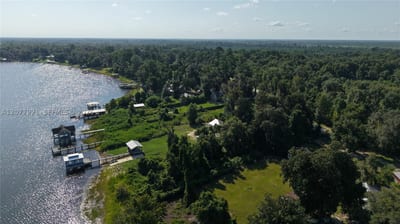 201 Floradandy Rd, FL 32640 — 29 of 49