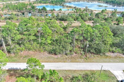 1261 Naples Ave S, Fort Myers, FL 33913 — 12 of 33