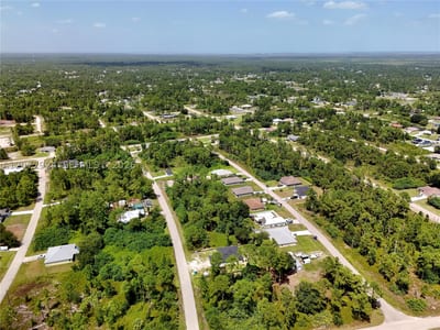 523 Summit Ave, Lehigh Acres, FL 33974 — 33 of 59
