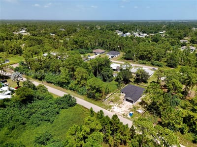 523 Summit Ave, Lehigh Acres, FL 33974 — 42 of 59