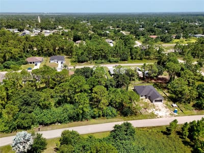 523 Summit Ave, Lehigh Acres, FL 33974 — 44 of 59