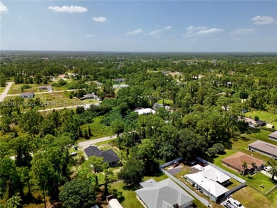 523 Summit Ave, Lehigh Acres, FL 33974 — 52 of 59