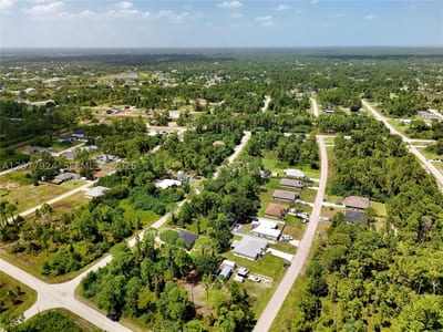 523 Summit Ave, Lehigh Acres, FL 33974 — 6 of 59