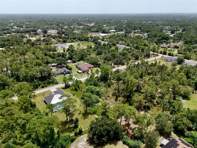 811 Edison Ave, Lehigh Acres, FL 33972 — 58 of 61