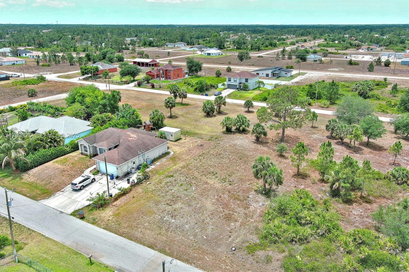 914 S Mercury Ave, Lehigh Acres, FL 33974 — 9 of 20