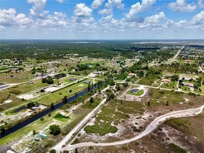 60th Ave Ne, Naples, FL 34120 — 3 of 26