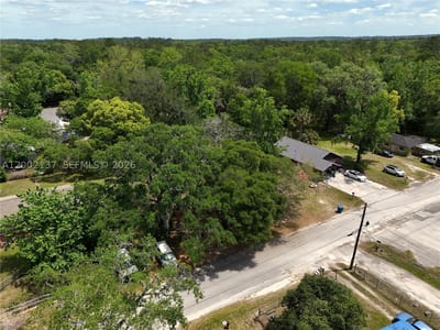 Josephine St, FL 34601 — 25 of 26