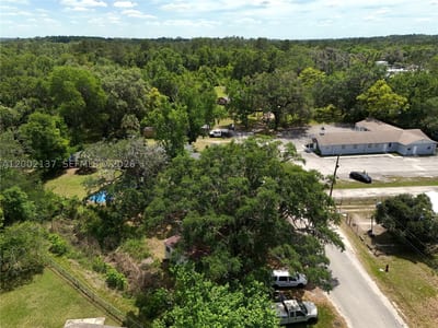 Josephine St, FL 34601 — 6 of 26