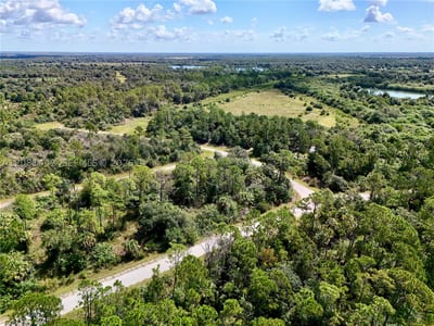 Oberon Circle Oberon Cir, North Port, FL 34269 — 2 of 35