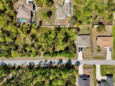 Apollo Ave, North Port, FL 34286 — 3 of 37