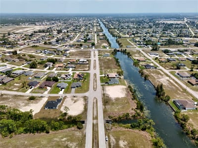 900 Vogiantzis Pkwy, Cape Coral, FL 33909 — 24 of 43