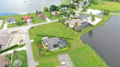 18018 Royal Hammock Blvd, Naples, FL 34114 — 11 of 19