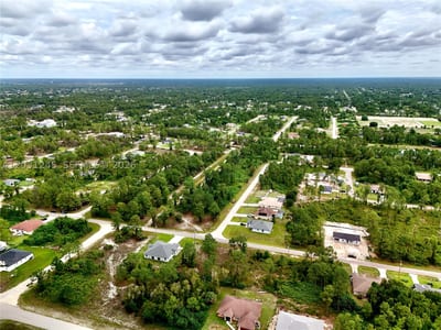 721 Pinecastle Dr, Lehigh Acres, FL 33974 — 26 of 34