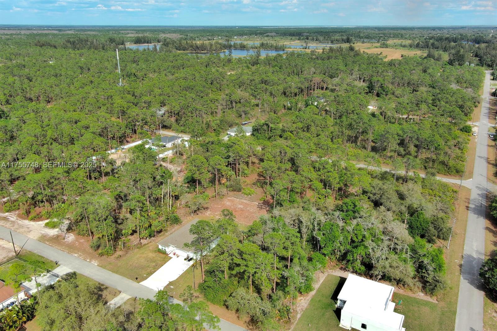 1702 Greenwood Ave, Lehigh Acres, FL 33972 — 15 of 20