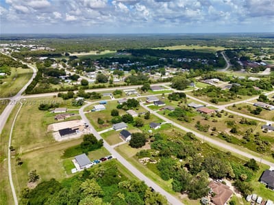 2038 S Montana Cir, La Belle, FL 33935 — 36 of 56