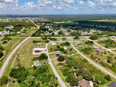 2038 S Montana Cir, La Belle, FL 33935 — 37 of 56