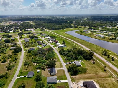 2038 S Montana Cir, La Belle, FL 33935 — 44 of 56