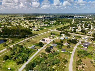 2038 S Montana Cir, La Belle, FL 33935 — 6 of 56