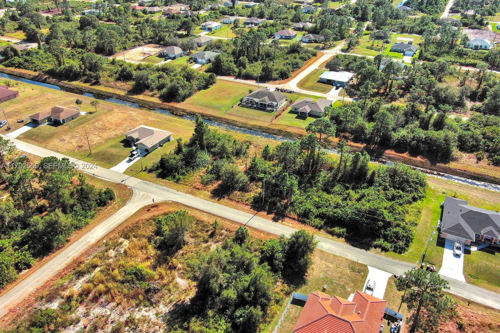 844 Carbon St E, Lehigh Acres, FL 33974 — 11 of 17