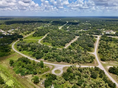 Pilgrim Rd, North Port, FL 34288 — 25 of 43
