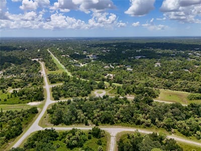 Pilgrim Rd, North Port, FL 34288 — 7 of 43