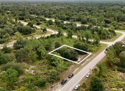 Benjamin Ln, North Port, FL 34288 — 2 of 26