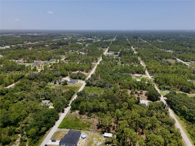 1210 Mcarthur Ave, Lehigh Acres, FL 33972 — 8 of 30