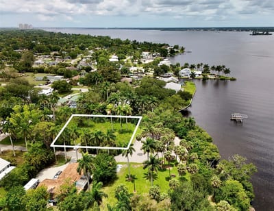 304 Royal Palm Park Rd, Fort Myers, FL 33905 — 2 of 21