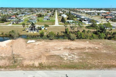 1611 NW 2nd St, Cape Coral, FL 33993 — 13 of 29