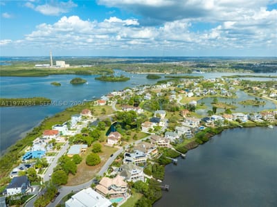 Harbour Watch Cir, FL 34689 — 21 of 29
