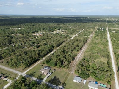 Hibiscus Dr, FL 33855 — 17 of 22