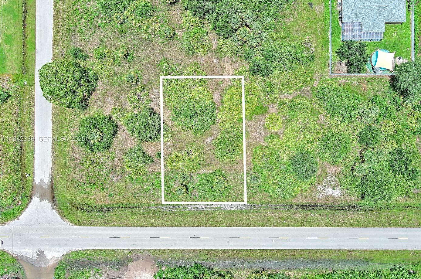 841 Milwaukee Blvd, Lehigh Acres, FL 33974 — 2 of 26