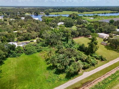 20101 Wagner Ave, FL 33920 — 46 of 59